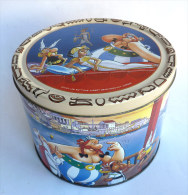 RARE BOITE  EN METAL Fer Blanc PANETONE  ASTERIX - CLEOPATRE - EN EGYPTE - Dishes