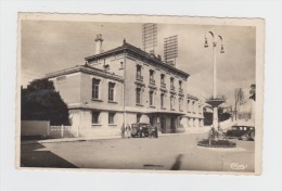 91 - BRETIGNY SUR ORGE - La Gare - Coll Michel Tabac - 1948 - Animation Voiture Vélo - Bretigny Sur Orge