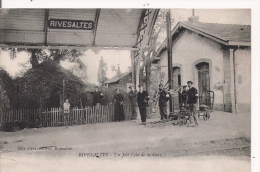 RIVESALTES  UN JOLI COIN DE LA GARE (BELLE ANIMATION)  1915 - Rivesaltes