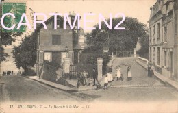 VILLERVILLE DESCENTE DE LA MER ANIMEE 14 - Villerville