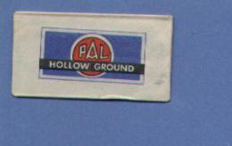 Une Lame De Rasoir  PAL  HOLLOW GROUND (L27) - Razor Blades