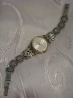 GORGEOUS SWATCH WATER RESISTANT LADIES WATCH 2007 ~ CURLY PATTERN BRACELET - Sonstige & Ohne Zuordnung