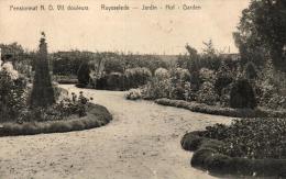 BELGIQUE - FLANDRE OCCIDENTALE - RUYSSELEDE - RUISELEDE - Pensionnat Notre Dame, Jardin - Hof. - Ruiselede