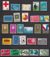 PAYS BAS LOT DE 26 TIMBRES OBLITRES DIFFERENTS - Gebruikt