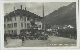 Broc. Hôtel De Ville, Vieilles Voitures - Broc