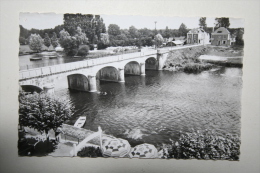 49 : Chateauneuf Sur Sarthe - Pont Vu De L'Hôtel De La Sarthe - Chateauneuf Sur Sarthe