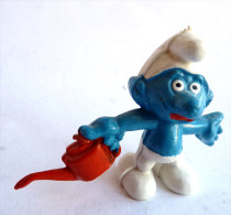 RARE Figurine  SCHTROUMPF PLAGIAT AVEC UN AROSOIR  SMURF PITUFO SCHLUMPH - Smurfs