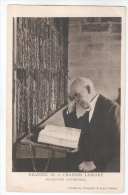 Reading In A Chained Library - Hereford Cathedral - England - UK - Old Postcard - Unused - Bibliotheken