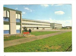 CSM : 57 - Moselle : Talange : Le C. E. S. : Bâtiments - Cour ... - Talange