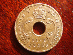 BRITISH EAST AFRICA USED FIVE CENT COIN BRONZE Of 1925 - GEORGE V. - Colonie Britannique