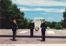 Tomb Of The Unknown Where Rest In Honored Glory Americans Who Fell In Both World  And Korean War Arlington Virginia - Arlington