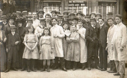 Carte-Photo.Groupe De Personnes.Blanchisserie.Nettoyage. - Otros & Sin Clasificación