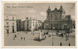 GELA FOTOGRAFICA PIAZZA UMBERTO I E DUOMO MOLTO ANIMATA - Gela