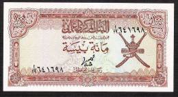 OMAN  P13 100 BAISA  1976  #A/29    "Central Bankof Oman"  Signature 1  UNC. - Oman