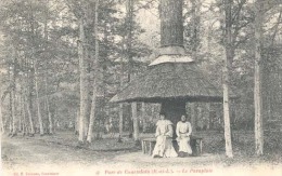 Courtalain, Parc De Courtalain, Le Parapluie - Courtalain