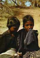 Republique Du NIGER Jeunes Enfants, Fillettes, Tresses - Niger