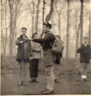 PHOTO 6 - VINCENNES - Scouts / Départ Routier Et  L´ Engagement - Scoutismo