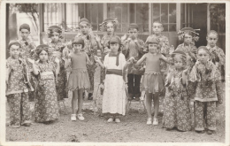 LA SUZE - Carte Photo - Fête Enfantine - Cachet à Sec A. Lemaitre, La Suze - La Suze Sur Sarthe