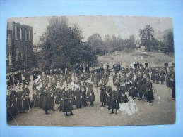 Ma Réf: 68-11-63.                 LEUZE    Etablissement Des Dames De St François  Jardin Du Pensionnat. - Leuze-en-Hainaut