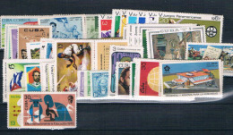 Islas Del Caribe. Conjunto De 54 Sellos En Series Nuevas Y Completas - Unused Stamps