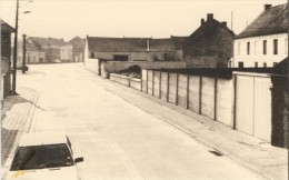 Quevaucamps - La Rue Ferrer ( Cliché De 1983 De Eric Verhelst ) - Beloeil