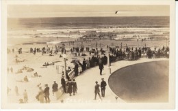 Seaside Oregon, Turn-around, Beach Scene, Sun Bathers, Swimming, C1910s Vintage Real Photo Postcard - Otros & Sin Clasificación