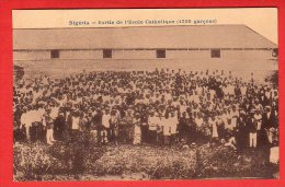 CPA: Nigeria - Sortie De L'Ecole Catholique - Nigeria