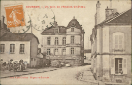 89 COURSON LES CARRIERES / Un Coin De L'Ancien Château / - Courson-les-Carrières