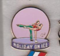 Pin's HOLIDAY ON ICE - Skating (Figure)