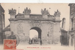 BF5934 Vitry Le Francois Leaporte Du Pont France  Front/back Image - Vitry-la-Ville