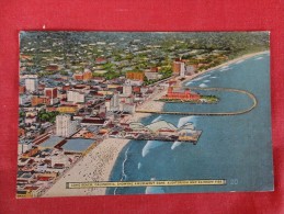 - California > Long Beach Showing Amusement Zone   1945 Cancel   Ref 1270 - Long Beach