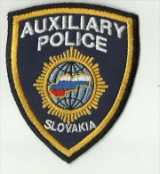 Police Slovaque- Slovakia,  écussons Tissu-Patches, Auxiliary Police Slovakia - Police