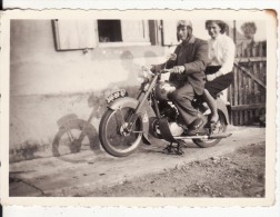 PHOTO 90 X 60mm - MOTO-MOTOCYCLETTE N° 346 BV 67 En 1955 (Bas-Rhin)  - VOIR 2 SCANS - - Wielrennen