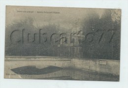 Jouy-en-Josas (78) :  L'entrée Du Grand Château Le Pavillon Des Gardes  En 1917  PF. - Jouy En Josas