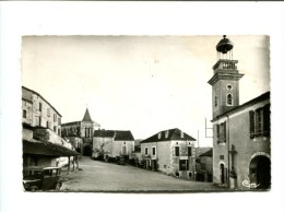 CP - MONTAIGU DE QUERCY (82) La Grande Place La Mairie Le BUREAU DE POSTES Le Presbyrère - Montaigu De Quercy