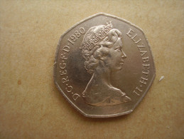 Great Britain 1980 FIFTY PENCE Copper-Nickel  7 Sided  Used In VERY GOOD CONDITION. - 50 Pence