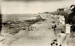 CPSM THARON PLAGE , La Grande Plage - Tharon-Plage