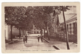 MACHECOUL - 44 - Loire Atlantique - Avenue De La Gare - Machecoul