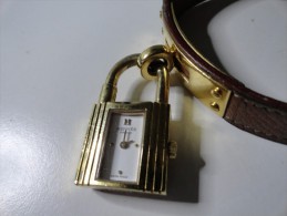 RARE : MONTRE HERMES KELLY CADENAS - Watches: Top-of-the-Line