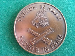 150 Jaar 2de Artillerieregiment 1986, 43 Gram (medailles0244) - Autres & Non Classés