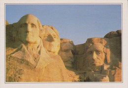USA - Mount Rushmore - Les Têtes Des 4 Présidents - Texte Explicatif Au Verso - 2 Scans - - Mount Rushmore