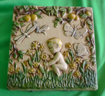 Vintage Scandinavian Pottery Sweden ? Wall Plaque Signed By KEhh ? Kvalite Alster Konst - Autres & Non Classés