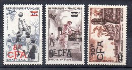 REUNION CFA N°326 - 327 - 328 Neufs  Charniere - Unused Stamps