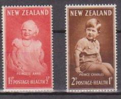 New Zealand, 1952, Health, SG 710 - 711, 1 1/2 D Unused, No Gum, 2 D Mint Hinged - Neufs