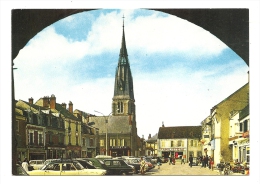 Cp, 45, Beaune-la-Rolande, La Place Du Marché Et L'Eglise St-Martin, écrite 1990 - Beaune-la-Rolande