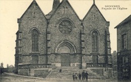 CPA - DESVRES. Façade De L´Eglise - 2 Scans - Desvres