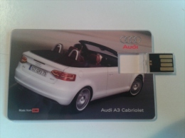 Alt572 Chiavetta USB, Key, Promotional Merchandising Pubblicitaria Audi Car Auto Voiture, A3 Cabriolet - Autres & Non Classés