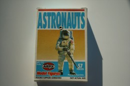 Airfix Astronauts, Scale HO/OO, Vintage - Small Figures