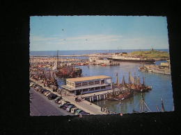 Bateau-n°30 / Ostende Entrée Du Port - Yacht Club Et Bassin De Pêche    /  Circulé En 19? .- - Remorqueurs