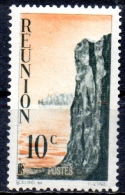 REUNION 1947 Cliffs - 10c. - Orange & Grn MH - Neufs